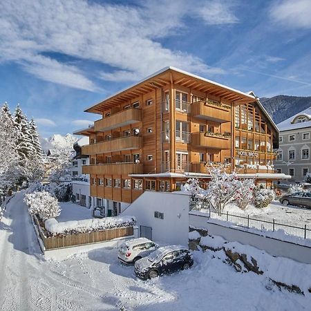 Hotel Broetz Разун-ди-Сотто Экстерьер фото