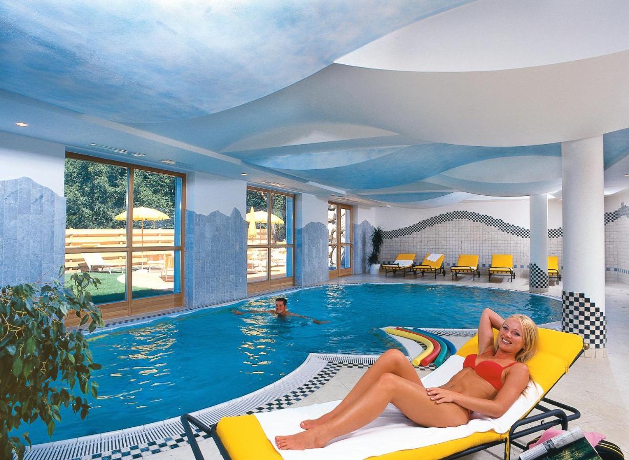 Hotel Broetz Разун-ди-Сотто Экстерьер фото